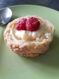 Mes Choux Vanille Framboises Chantilly