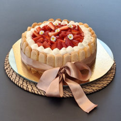 Charlotte aux fraises